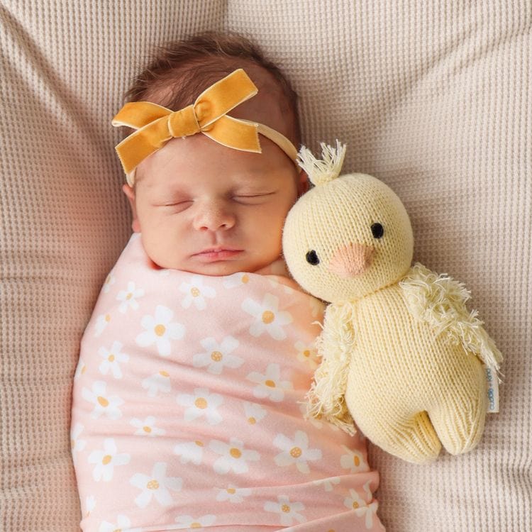 7" Baby Duckling Hand-Knit Doll - Image 2