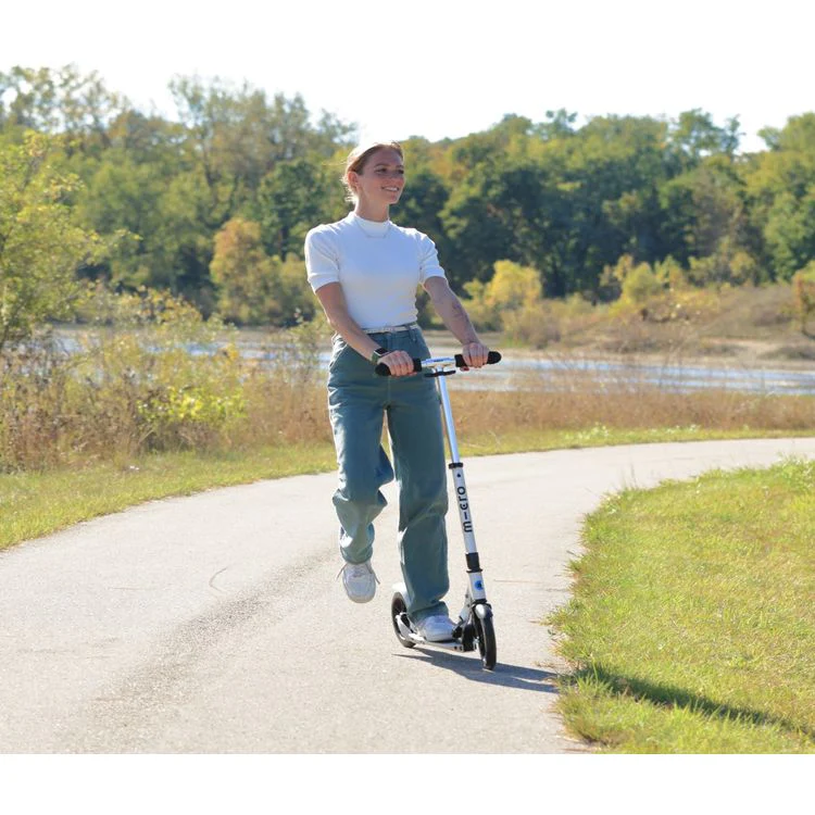 Micro Classic Scooter - Matte Silver - Image 2