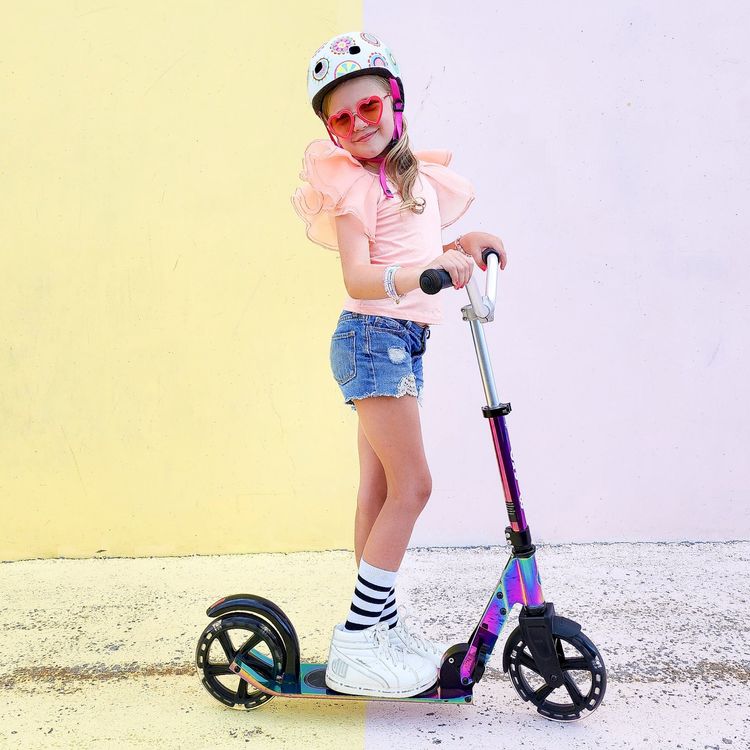 Micro Cruiser LED Scooter - Neochrome - Image 2