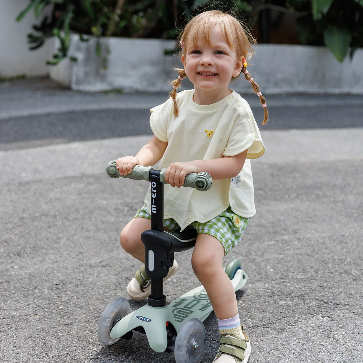 Mini Deluxe Rock & Go LED Scooter - Olive Sage - Image 3