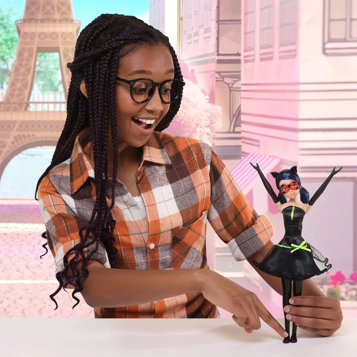 Miraculous Ladybug Hero Switch Transformation Doll 10" - Image 2