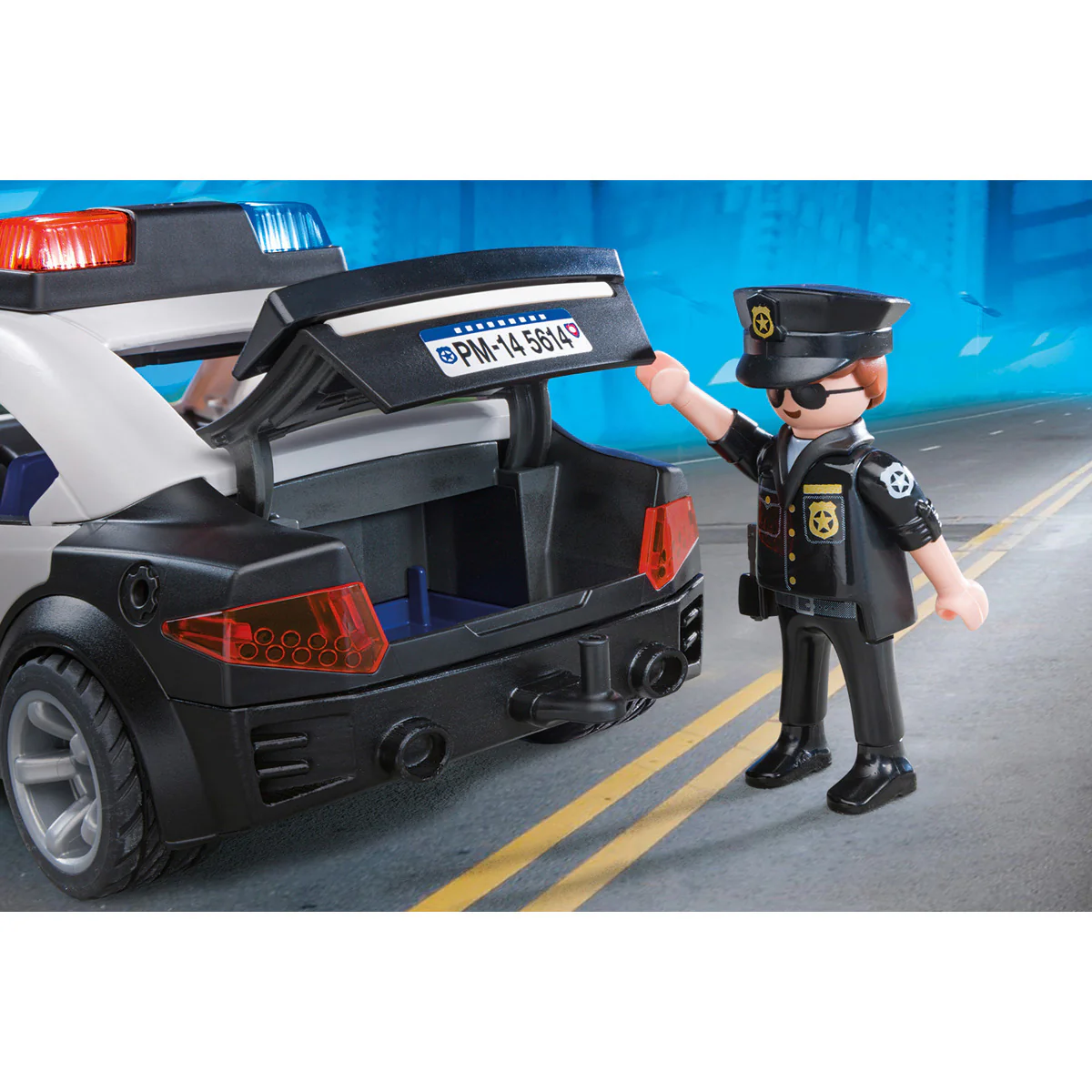 Police Cruiser Vehicle - Image 2