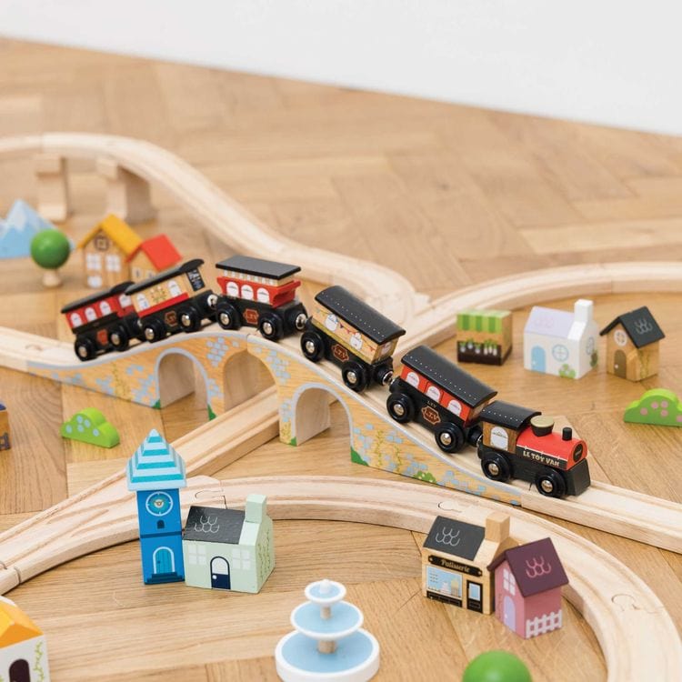 Royal Express Train Set - 180 Pieces - Image 4