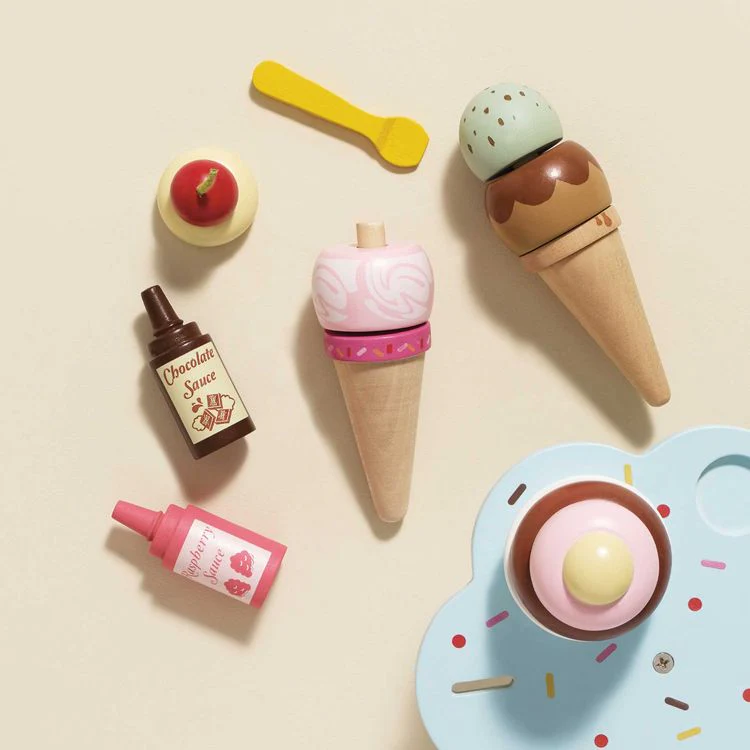 Wooden Ice Cream Stand & Toppings - Image 5