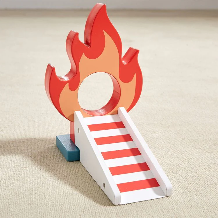 Wooden Putt Putt Golf Set - Image 8